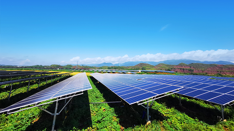 光伏发电为什么会被当局大力搀扶，和被多人追捧呢？