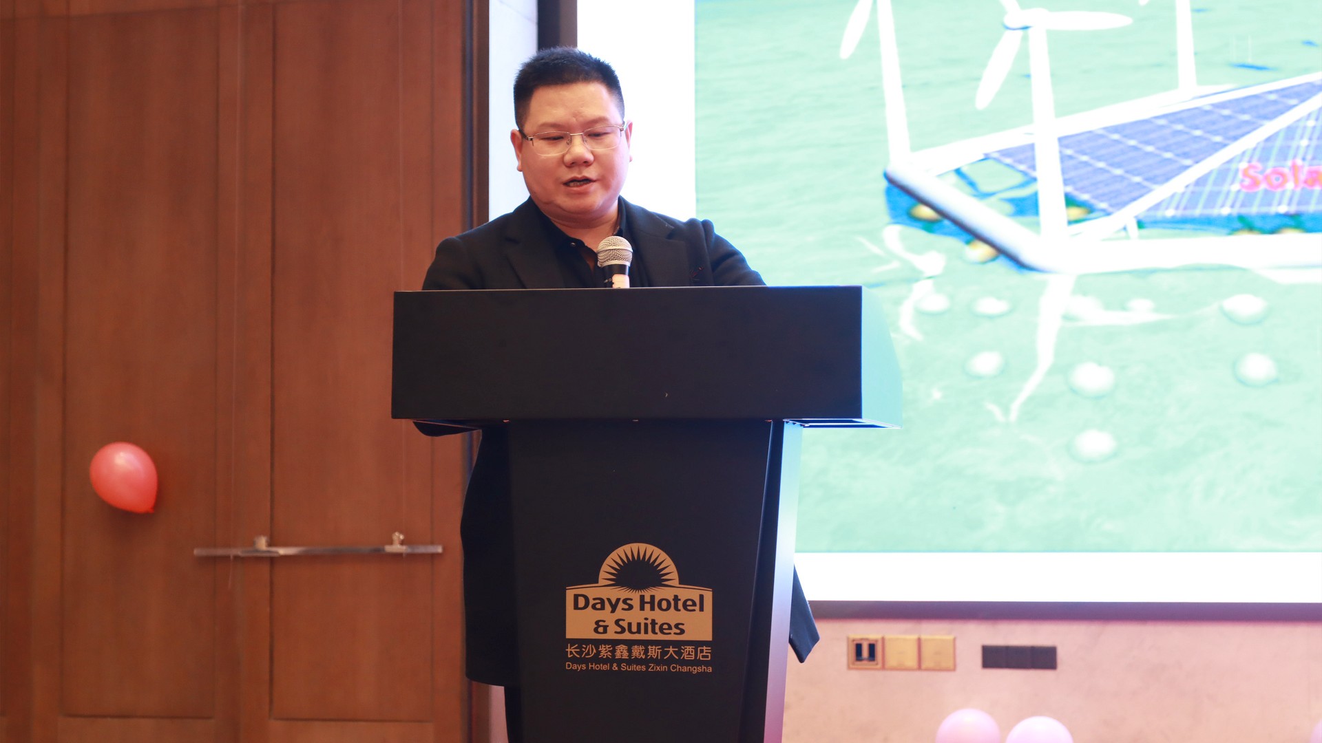 光伏电站_家用太阳能光伏发电_光伏发电代理加盟